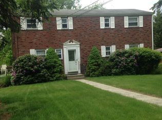 2819 College Park Rd, Allison Park, PA 15101