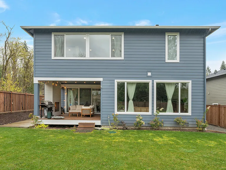 20328 SE 266th St — Photo 36