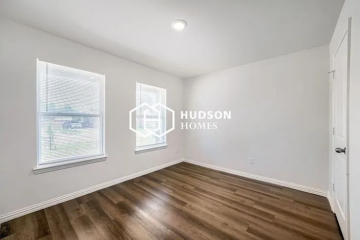 4509 Rocking K Dr — Photo 9