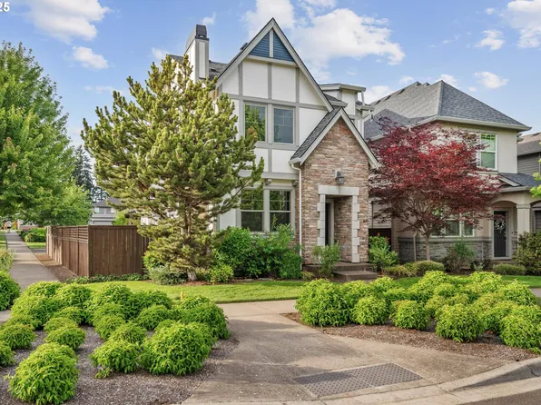 29034 SW Costa Cir W, Wilsonville, OR 97070