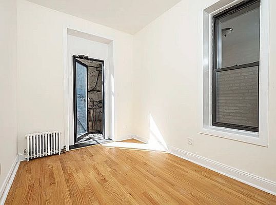 5th image of 354 W 18th St APT 1C