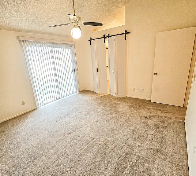 5322 W Sussex Way — Photo 15