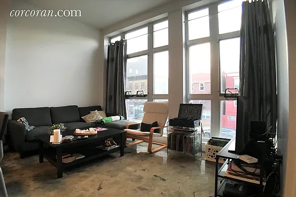 Rented by Corcoran | media 27