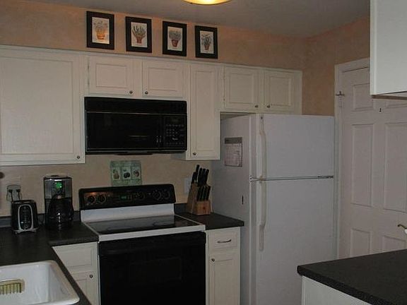 3rd image of 6900 Keyser Way #A