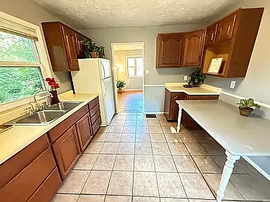 514 S Eastside Dr — Photo 13