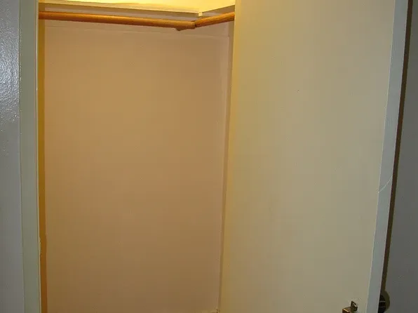 2905 Montrose Ave APT 214, Glendale, CA 91214