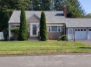 38 Forest Ln, East Hartford, CT 06118