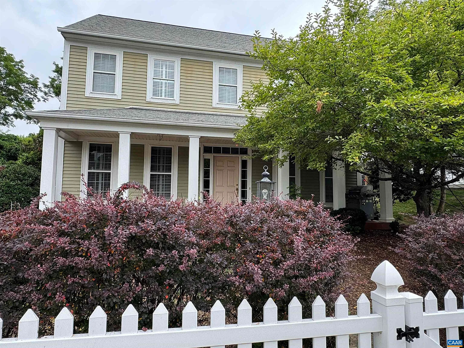 3 bed, 2.5 bath, 1632 sqft, $2,375 — Photo 1