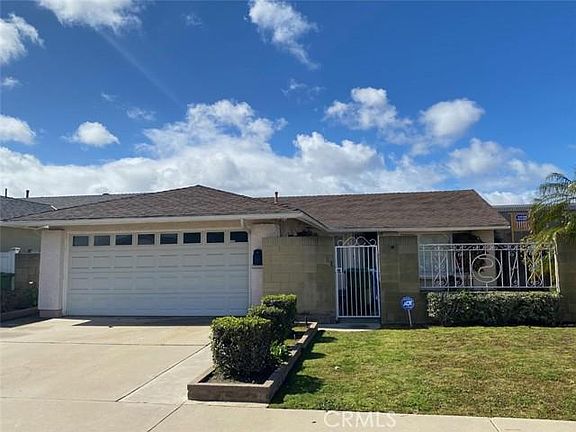 2nd image of 1472 Oakhorne Dr
