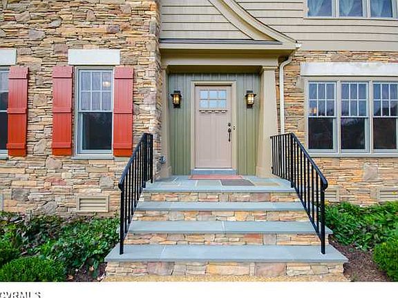 3rd image of 5008 Westcott Landing Cir