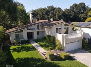 22840 Sparrowdell Dr, Calabasas, CA 91302