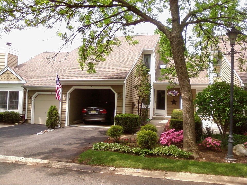 8 Calgery Lane