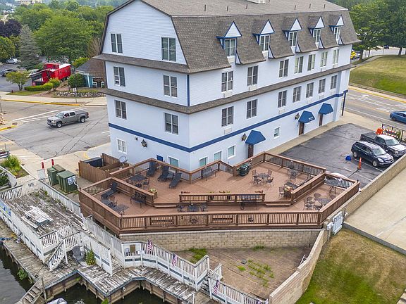 2nd image of 532 Dyckman Ave APT 17