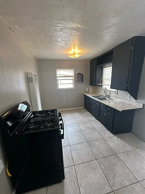 3801 Northeast 20th Avenue - 1 — Photo 3