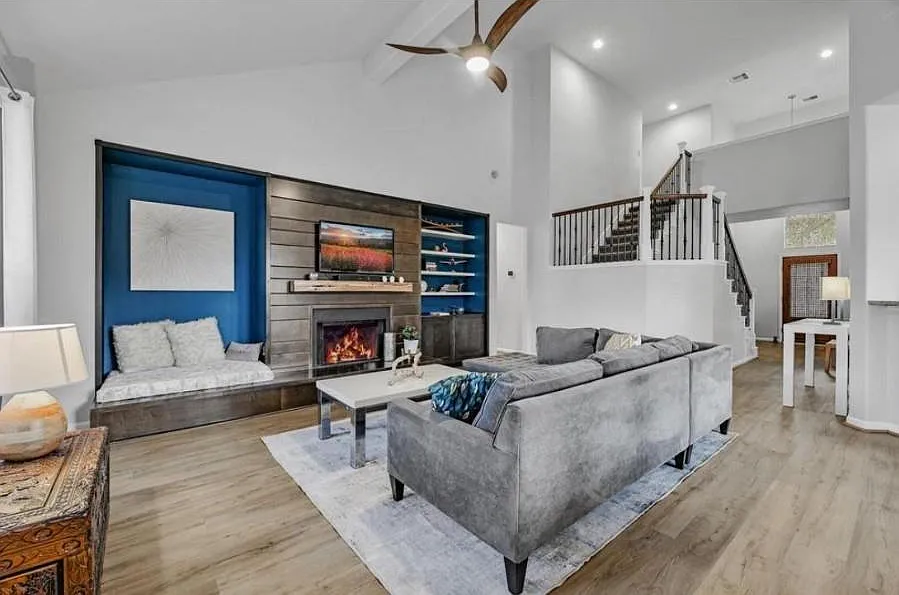 11103 Canyon Brook Ct