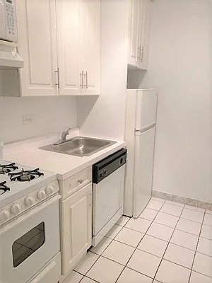 Rented by Corcoran | media 5