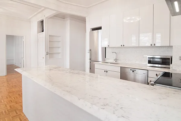 Rented by WAM Partners - William Moses Co. | media 31