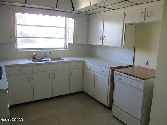 3rd image of 118 Dawn Dr