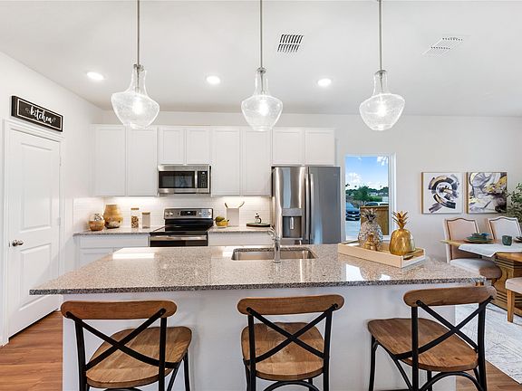 7th image of this home