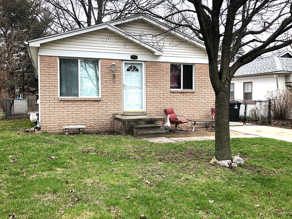 1st image of 5818 N Berry St