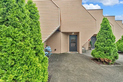 436 Olympia Dr Photo 1