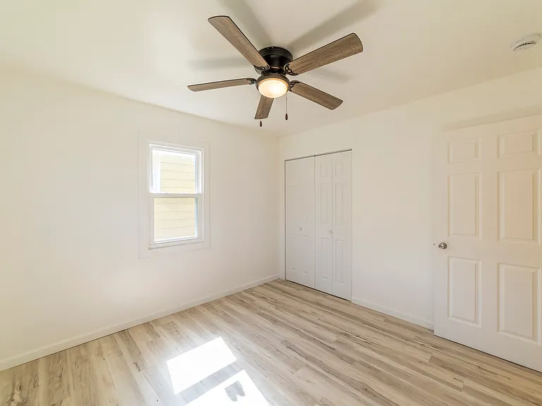 4154 W 23rd Ave — Photo 18