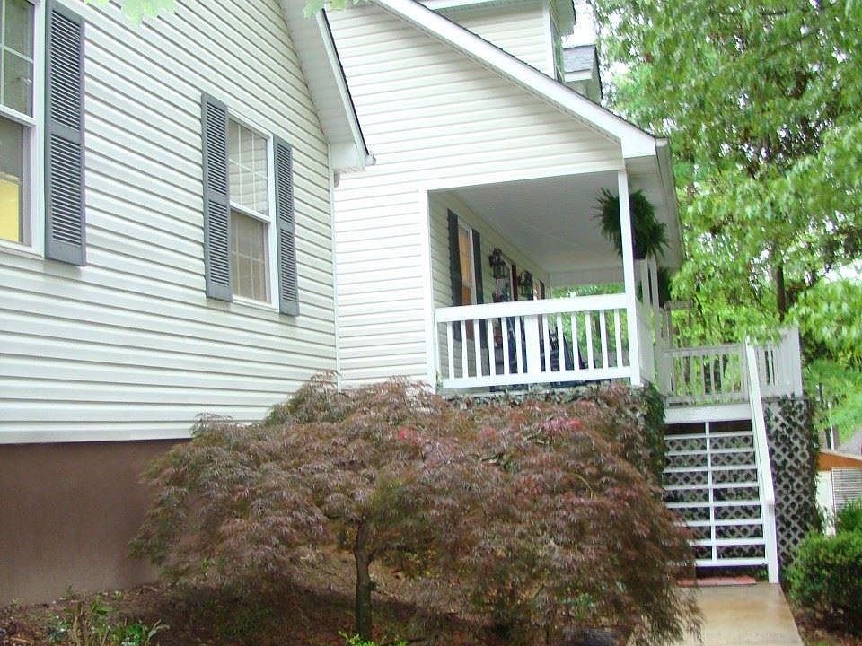 1st image of 48 White Oak Ln