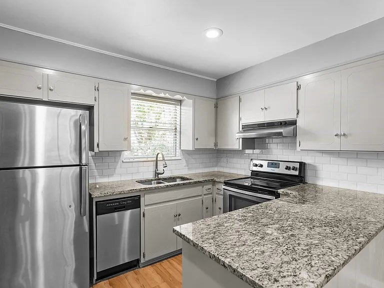 2205 Lanier Dr #B — Photo 4