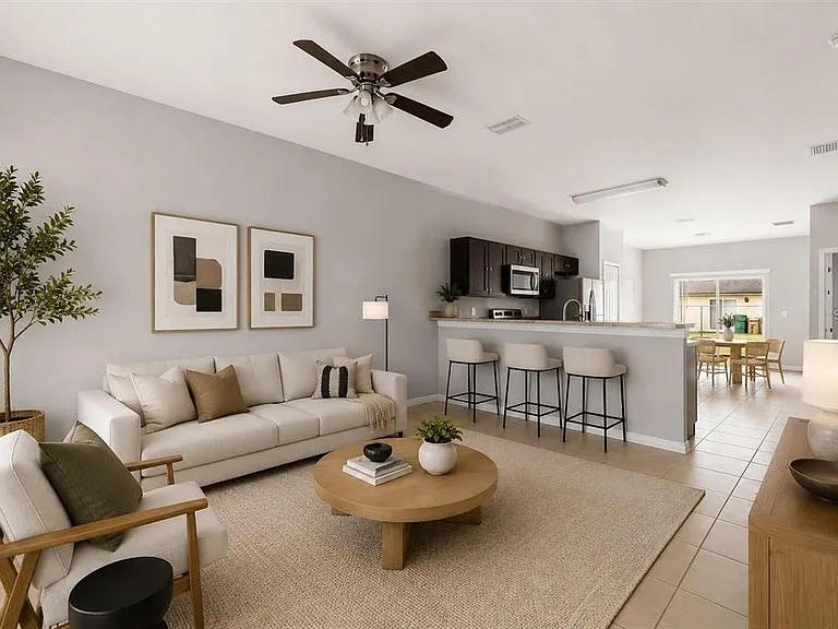 677 Royalty Ct — Photo 3