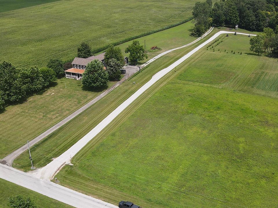 2nd image of W Maple Grove Rd
