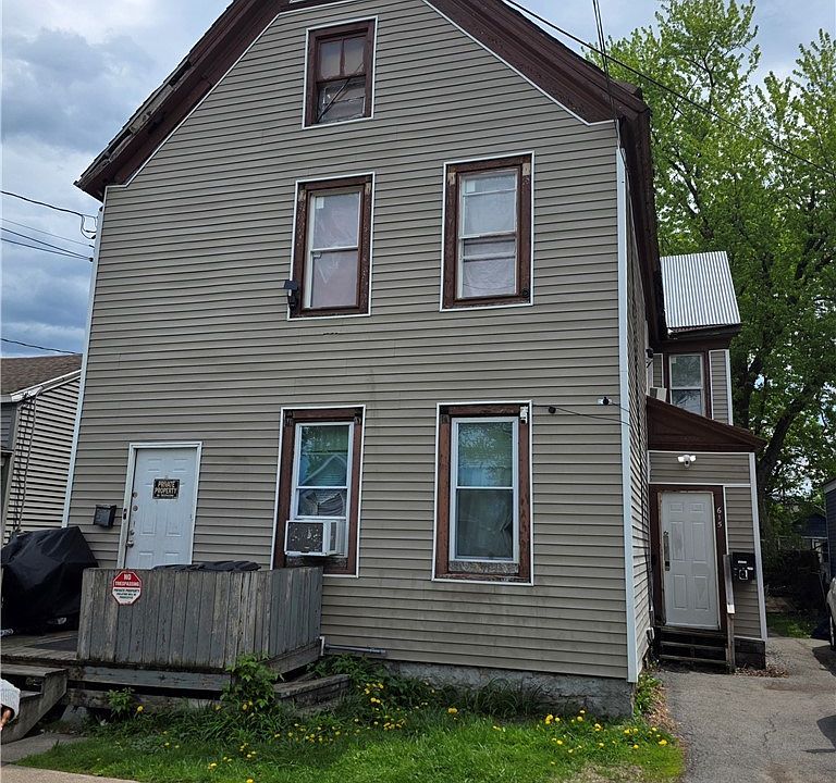 1st image of 615 Saratoga St