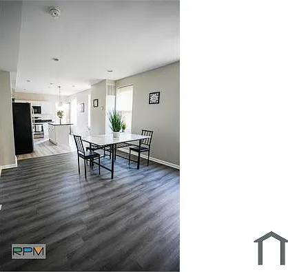 2511 E Madison St — Photo 9