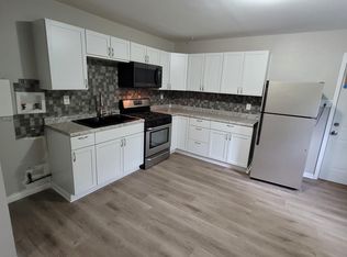22141 Prairie Ave, Sauk Village, IL