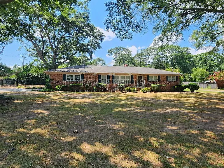 510 Drayton Cir — Photo 19