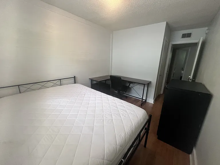 room 2 furnished
