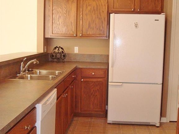 2nd image of 16872 Dover Dr #122