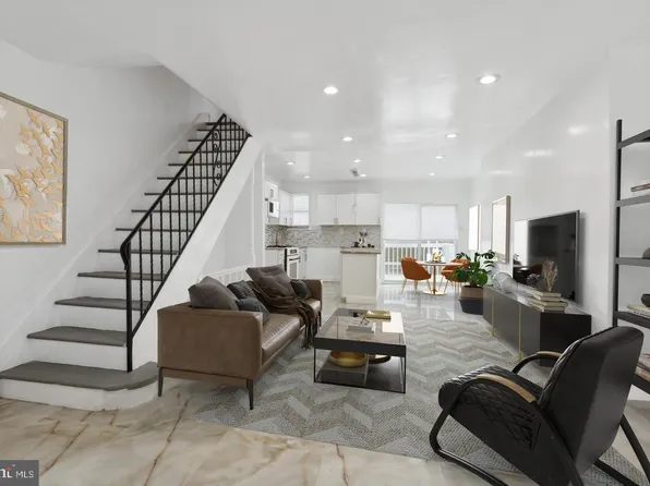 1425 S Napa St, Philadelphia, PA 19146