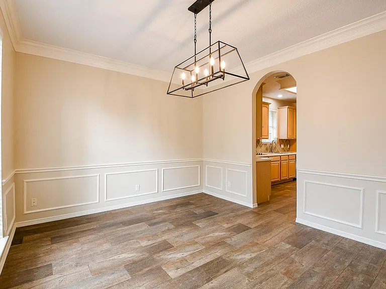 241 Blue Hill Dr — Photo 6
