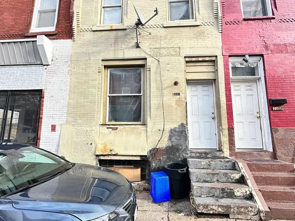 2267 N Lambert St, Philadelphia, PA 19132