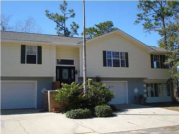 2nd image of 3025 26th Ave N