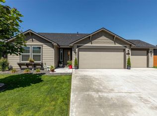 6913 Selway Dr, Pasco, WA 99301