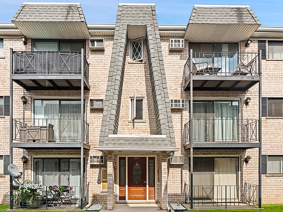 2nd image of 8511 W Catherine Ave Unit 287