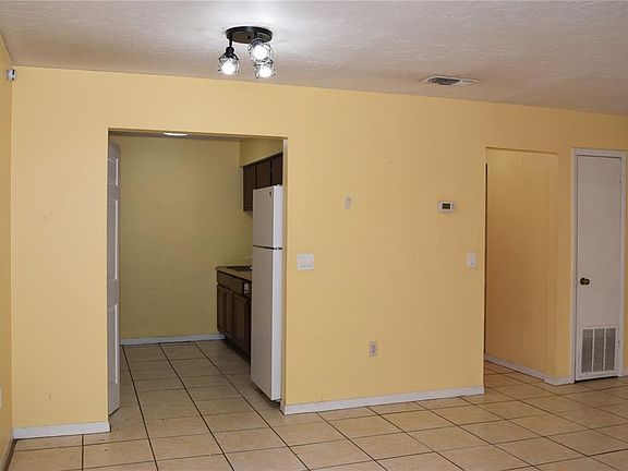 3rd image of 7423 SW 42nd Pl APT 2