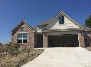 4702 E 143rd Ct S, Bixby, OK 74008