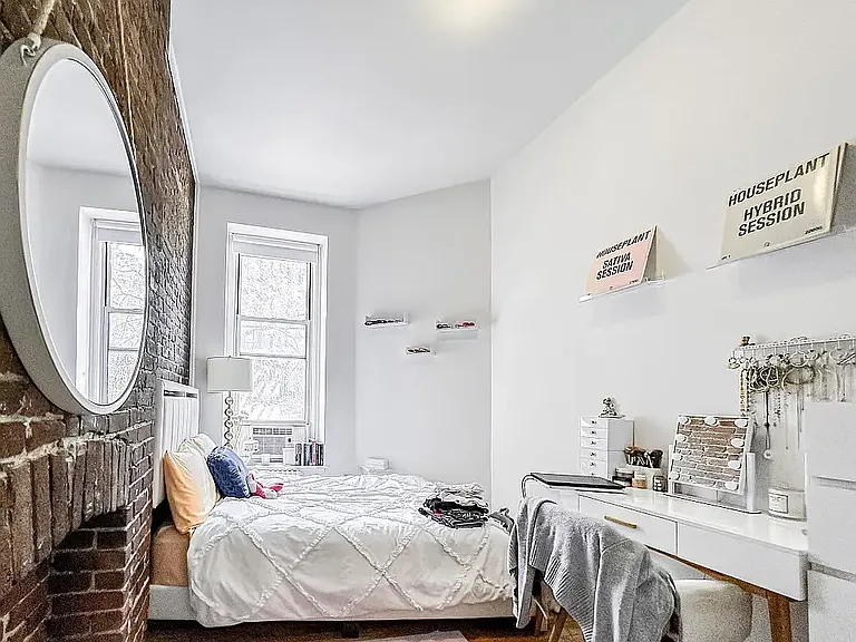360 3rd Ave #1 — Photo 12