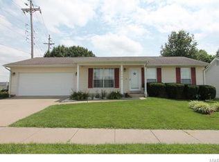 1300 Osage Meadows Dr, O'Fallon, MO 63366