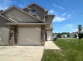 21615 Westover Ct #2-1, Peculiar, MO 64078
