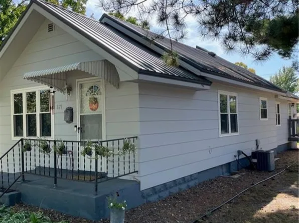 821 Oak Street, Spooner, WI 54801