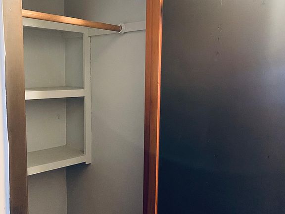 4th image of 1439 Sheridan Dr APT 2