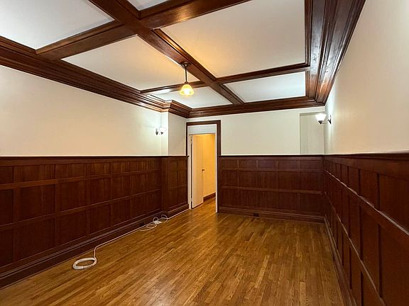 2nd image of 148 W 68th St APT 5B